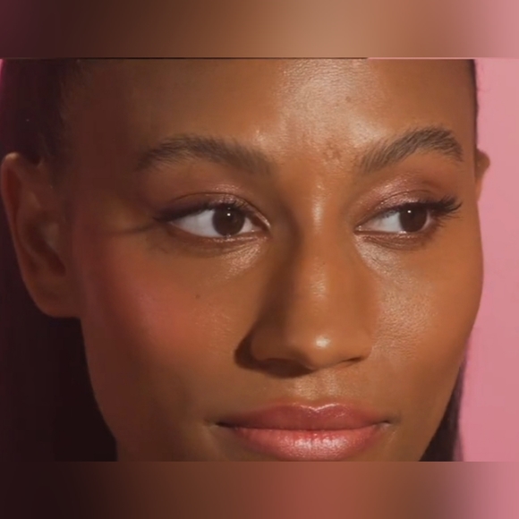 🦋🦋🦋 3/$25---HUDA Cheeky Tint Vegan Cream Blush Stick in Perky Peach -- BNIB - Picture 7 of 13